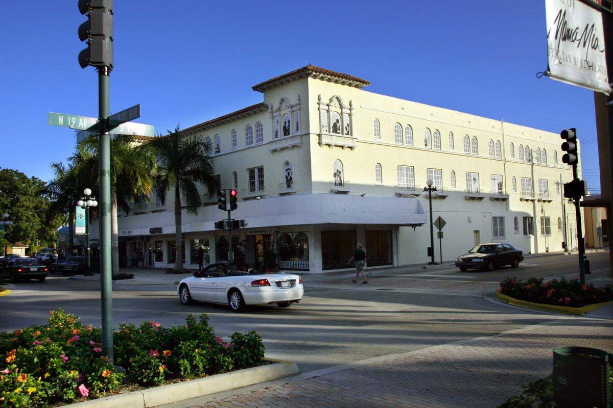 The Great Southern Hotel in 2002.