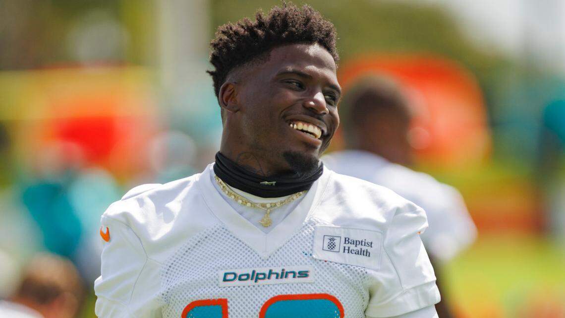 ‘I would beat Noah Lyles.’ Tyreek Hill claims he would win race against Olympic gold medalist