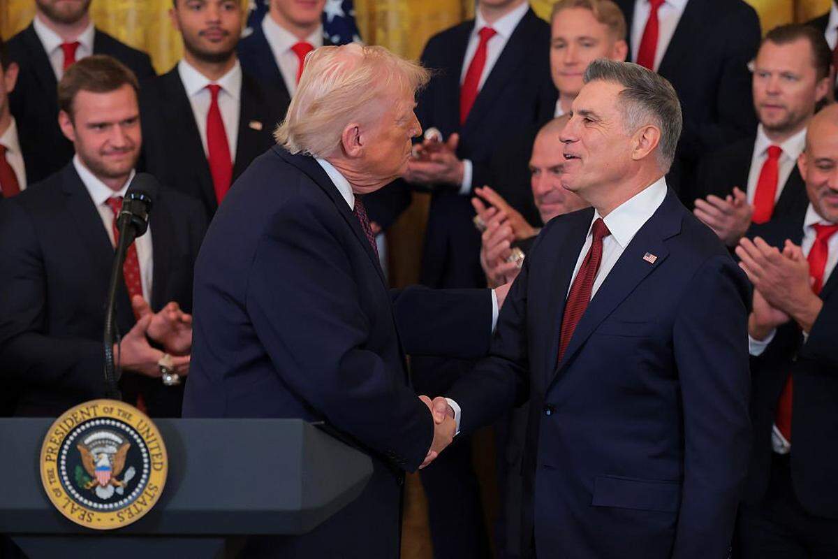 U.S. President DonalWASHINGTON, DC - JANUARY 15: U.S. President Donald Trump shakes hands with Florida Panthers owner Vincent Viola during a ceremony to honor the 2025 Stanley Cup Champion Florida Panthers in the East Room of the White House on January 15, 2026 in Washington, DC. The Florida Panthers defeated the Edmonton Oilers for the second straight year in their first-ever championships since joining the NHL in 1993. (Photo by Anna Moneymaker/Getty Images)