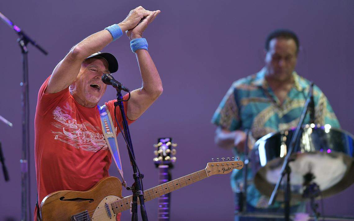 Jimmy Buffett plays a concert in support of Gwen Graham, Aug. 23, 2018, at the Hollywood Arts Park Amphitheater.