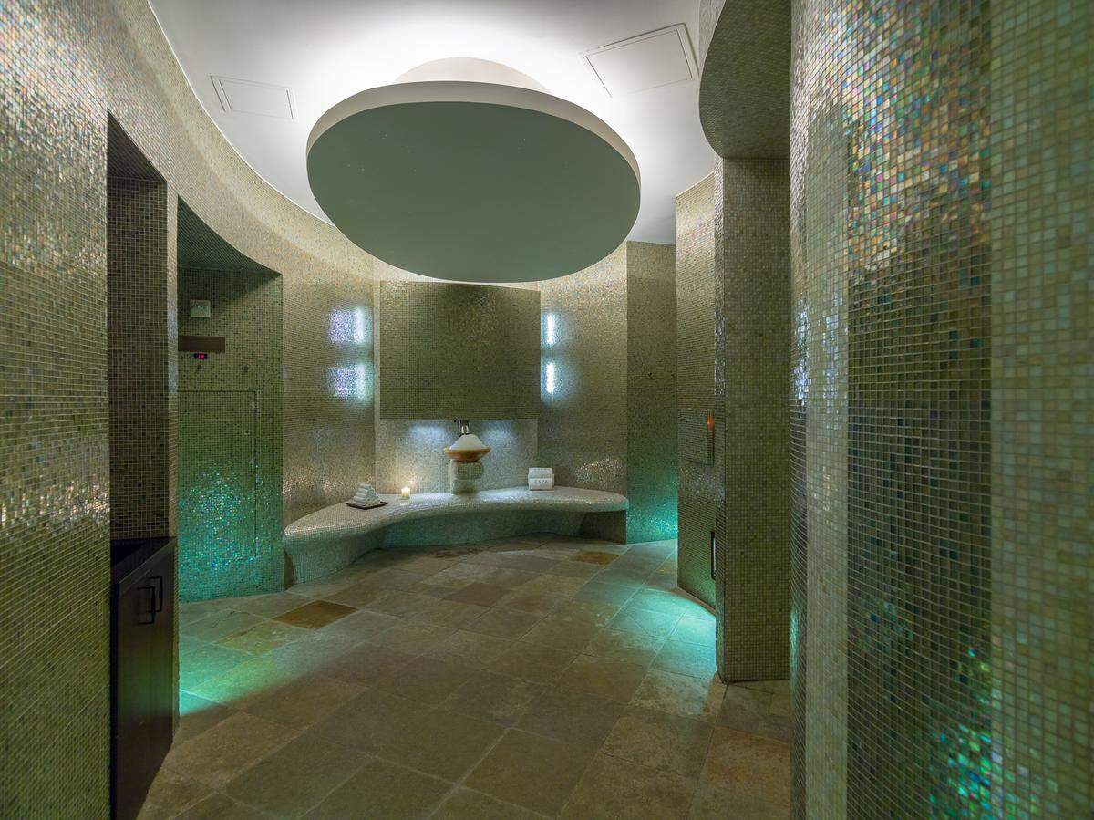 Inside Spa at Acqualina