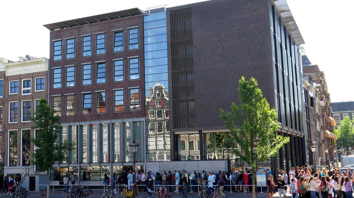 The Holocaust memorial and museum said an “antisemitic” message was projected on the annex building and filmed for a “hate video.”