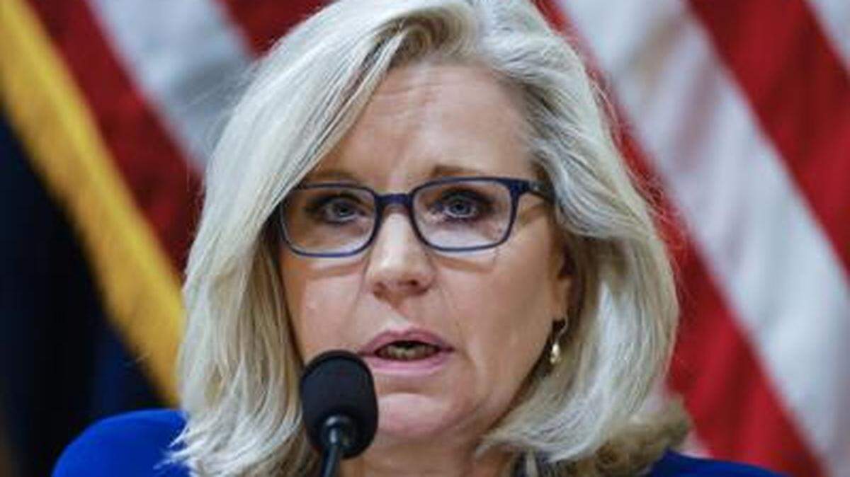 Al desafiar a Donald Trump, la representante federal republicana Liz Cheney cayó en desgracia ante el Partido Republicano y los electores de Wyoming.