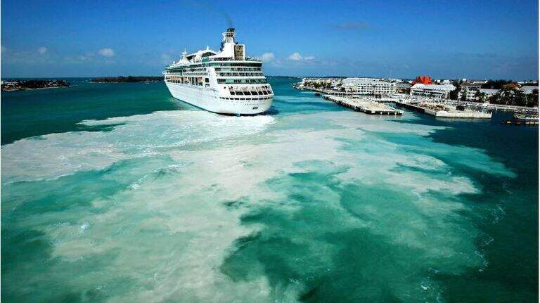 Cruise ships stir up a hurricane’s worth of sediment, Key West monitoring shows