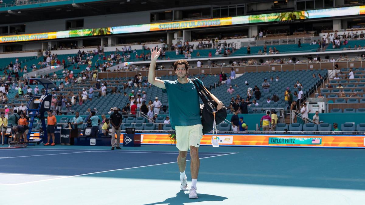 Taylor Fritz of the United States waves to fans after defeating Holger Rune of Denmark during their match at the Miami Open tennis tournament on Tuesday, March 28, 2023, in Miami Gardens, Fla.