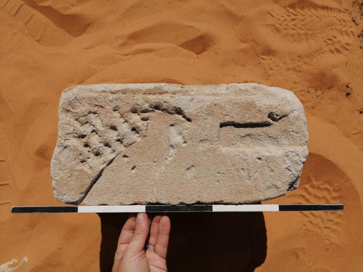 A close-up view of the hieroglyphics.
