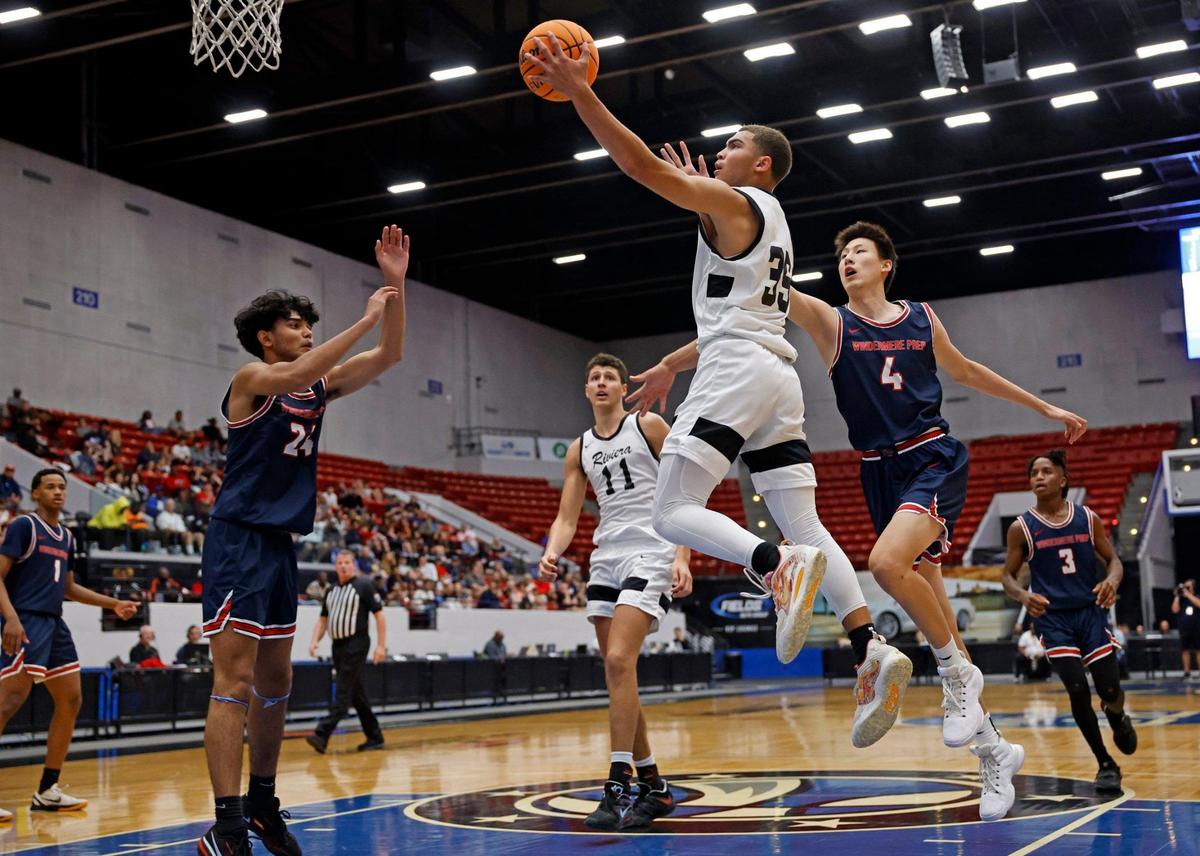 Riviera Prep’s Dante Allen (35) attempts to score against Windermere Prep during the FHSAA Class 3A State Championship at the RP Funding Center in Lakeland, Florida on Saturday, March 4, 2023.