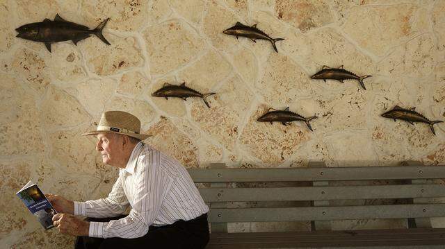 Lloyd Miller, pictured in 2008, was one of the handful of activists who fought powerful politicians and business forces to preserve Biscayne Bay.
