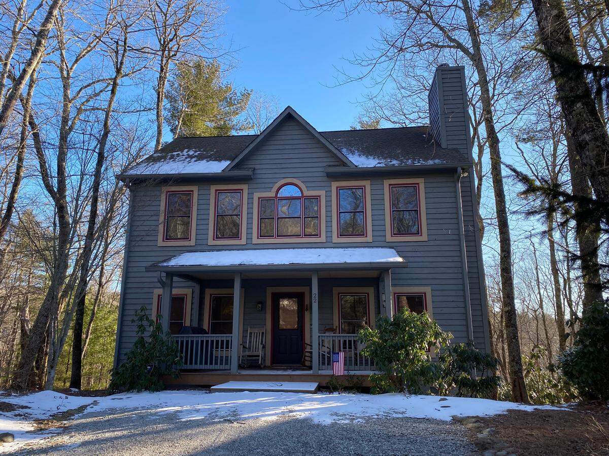 This is one of two North Carolina homes owned by Tiffany Carr, the former CEO of the Florida Coalition Against Domestic Violence. This home is in Highlands and has 3 beds, 4 baths 1,428 sqft and, according to Zillow, has a market value of $459,000.