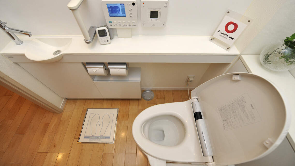 What Your Stool Color and Shape Reveal About Your Gut Health According to Gastroenterologists