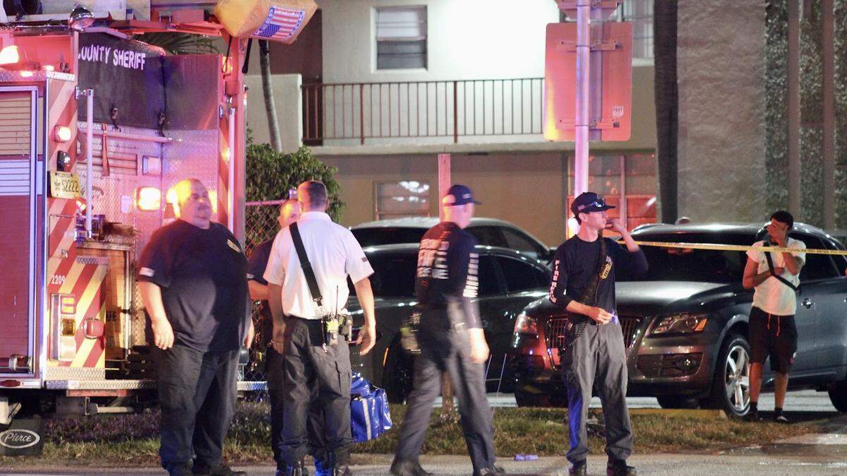 At 8:00 p.m. Wednesday, Pembroke Park Police responded to reports of domestic shooting in area of 3100 West Hallandale Beach Blvd, cops say.