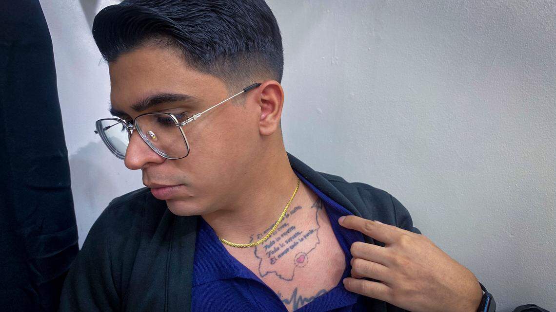 The controversy over tattoos has discouraged emigration to the United States from Venezuela. Luis Abreu, who is about to graduate from the University of Zulia in Maracaibo, shows tattoos flatly rules out going to the U.S.