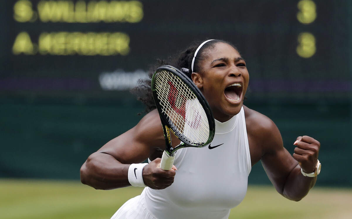 Serena Williams celebra tras vencer a Angelique Kerber en la final del Torneo de Wimbledonm el 9 de julio del 2016, en Londres, Inglaterra.