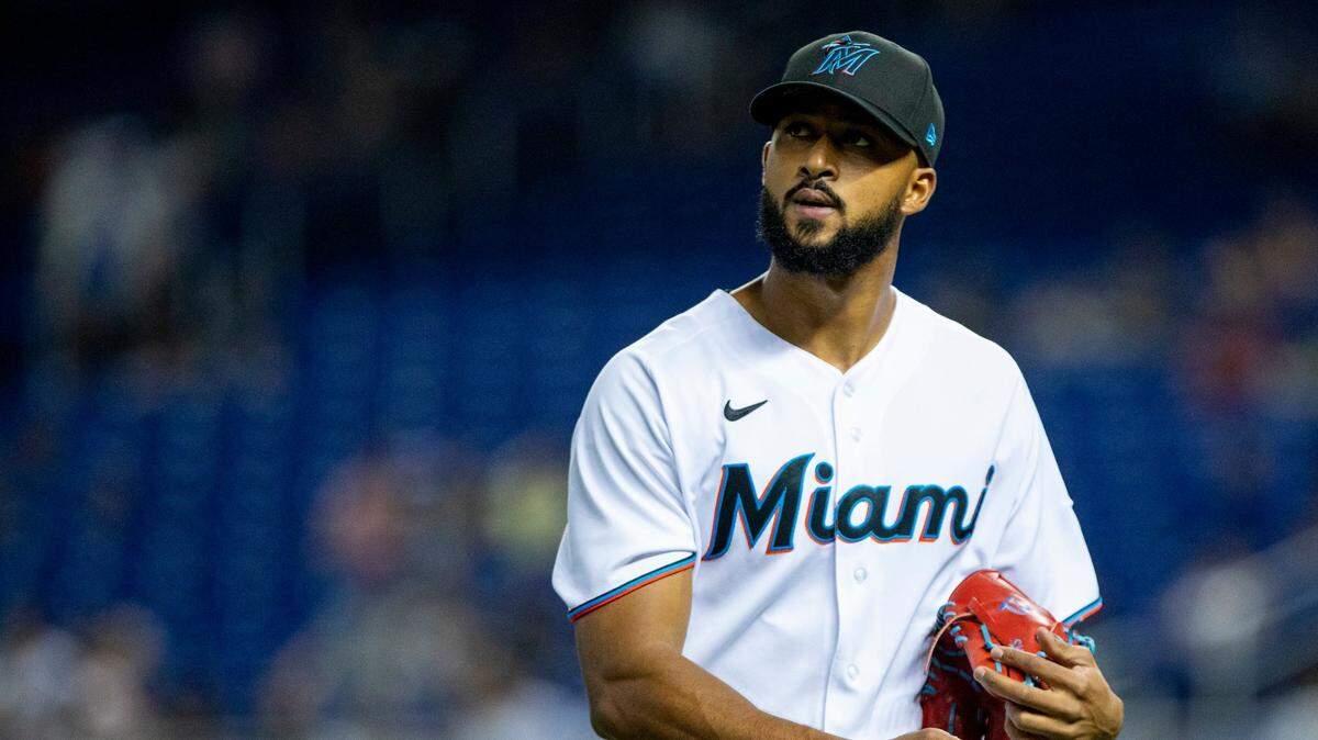 Miami Marlins pitcher Sandy Alcantara (22) during the first inning of an MLB game against the Atlanta Braves at loanDepot park in the Little Havana neighborhood of Miami, Florida, on Tuesday, August 17, 2021.