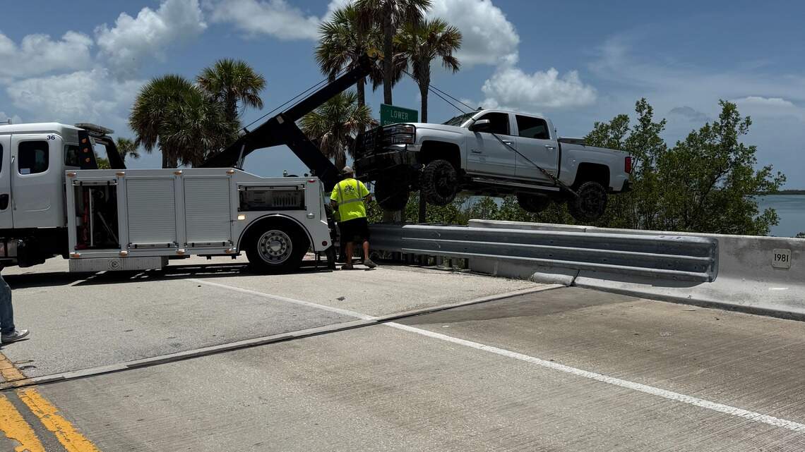 Pickup truck drives off U.S. 1 into Florida Keys channel, MCSO says
