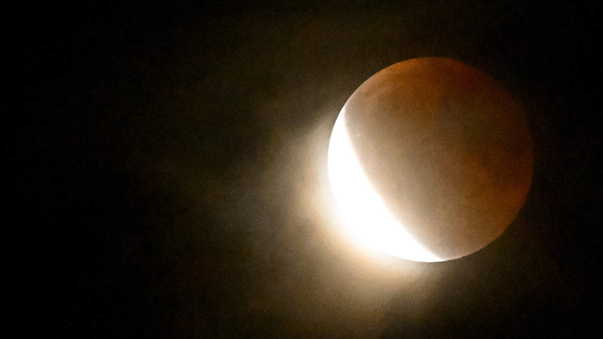 blood moon total lunar eclipse