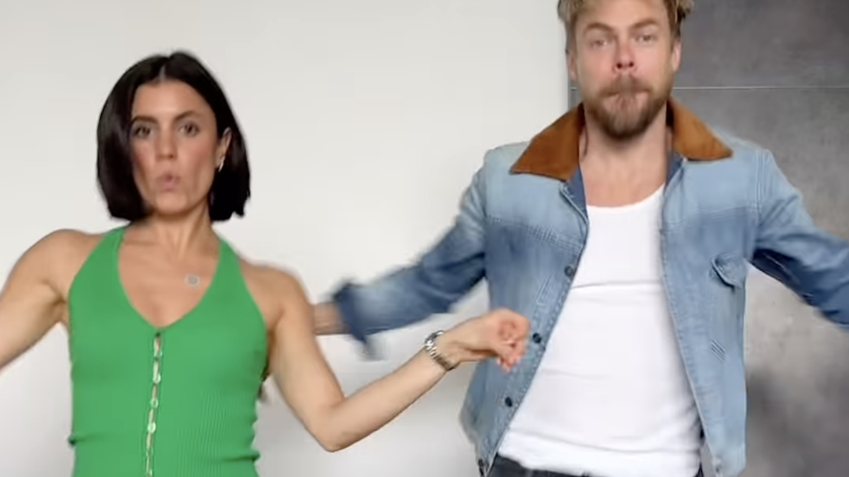 Dancing with the Stars’ Derek Hough and Hayley Erbert reveal they are expecting their first child together.