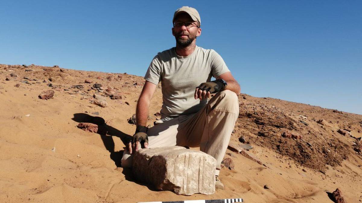 Archaeologists uncovered stones with Egyptian hieroglyphics from over 2,500 years ago, a first-of-its-kind find at Old Dongola, photos show.