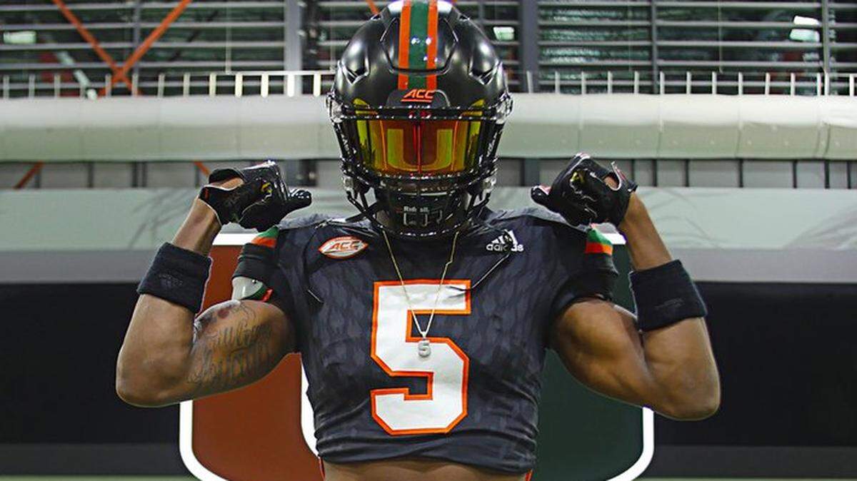 Cornelius Nunn committed to the Miami Hurricanes on Wednesday after an unofficial visit to Coral Gables. The Palmetto safety posed for a photo in the Carol Soffer Indoor Practice Facility.