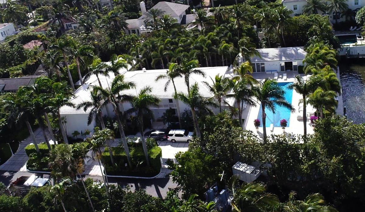 Aerial view of Jeffrey Epstein’s former mansion located at 358 Brillo Way in Palm Beach, Florida.