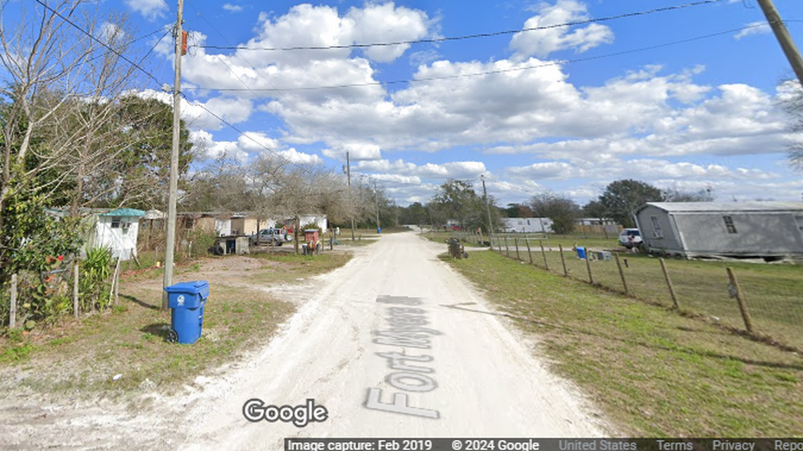 A lovers’ quarrel in this Brooksville, Florida, neighborhood turned violent when an enraged man slashed his boyfriend across the face with a machete, then stabbed him, according to investigators.