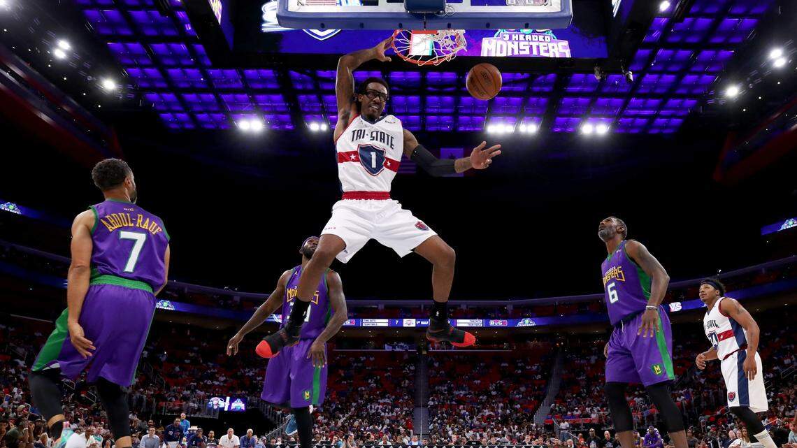 Amar'e Stoudemire #1 of Tri-State dunks the ball during the game against the 3 Headed Monsters during BIG3 - Week Four at Little Caesars Arena on July 13 in Detroit.