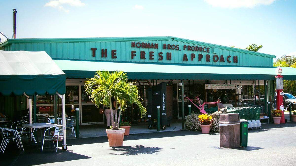 The Norman Brothers Produce market near Dadeland is closing. Miami-Dade County commissioners approved a zoning change allowing an assisted-living facility to replace it.