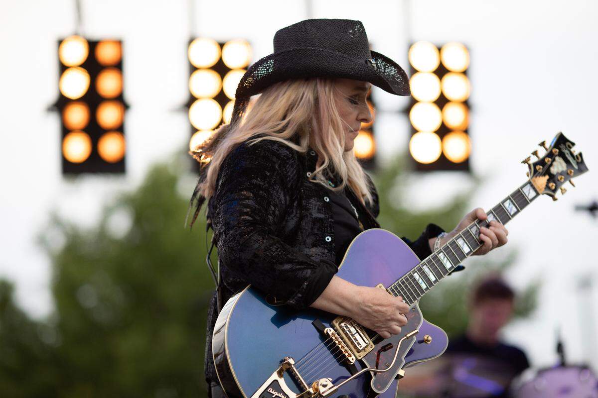 Grammy Award-winning rock singer Melissa Etheridge performed the first concert at the War Memorial Auditorium following its renovations Jan. 21, 2025.