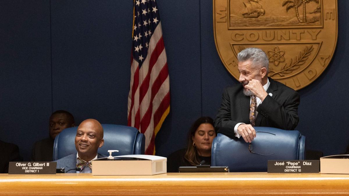 Vice Chairman Oliver Gilbert, left, and Chairman Jose “Pepe” Diaz listen to speakers during the final Miami-Dade Budget Hearing before a vote on Tuesday, Sept. 20, 2022, at the Stephen P. Clark Center in Downtown Miami.