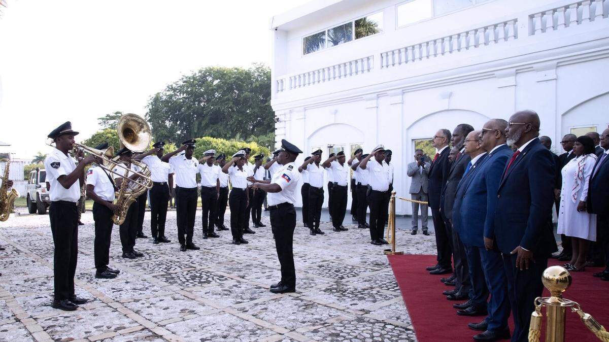 Member of Haiti’s Transitional Presidential Council returned to the grounds of the National Palace on Thursday, October 9, 2025, for a Council of Ministers meeting for the first time since January 2024
