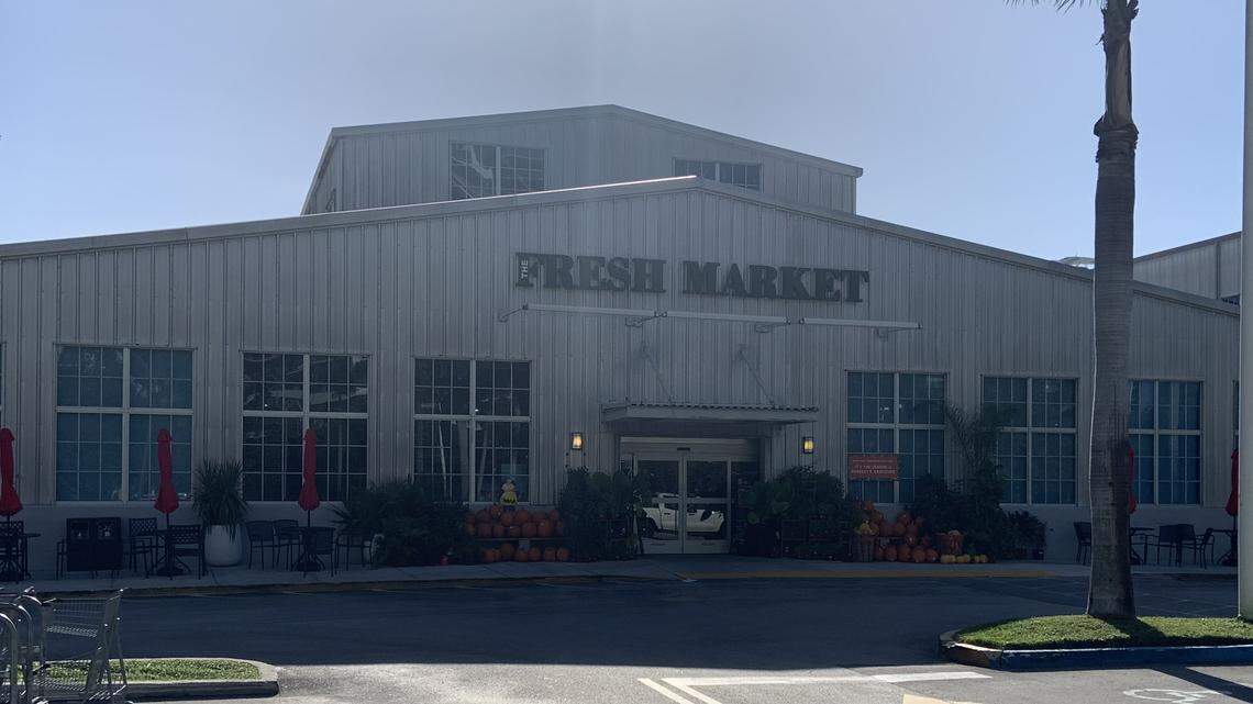 Why did this Miami Fresh Market fail inspection? Start with mold on produce