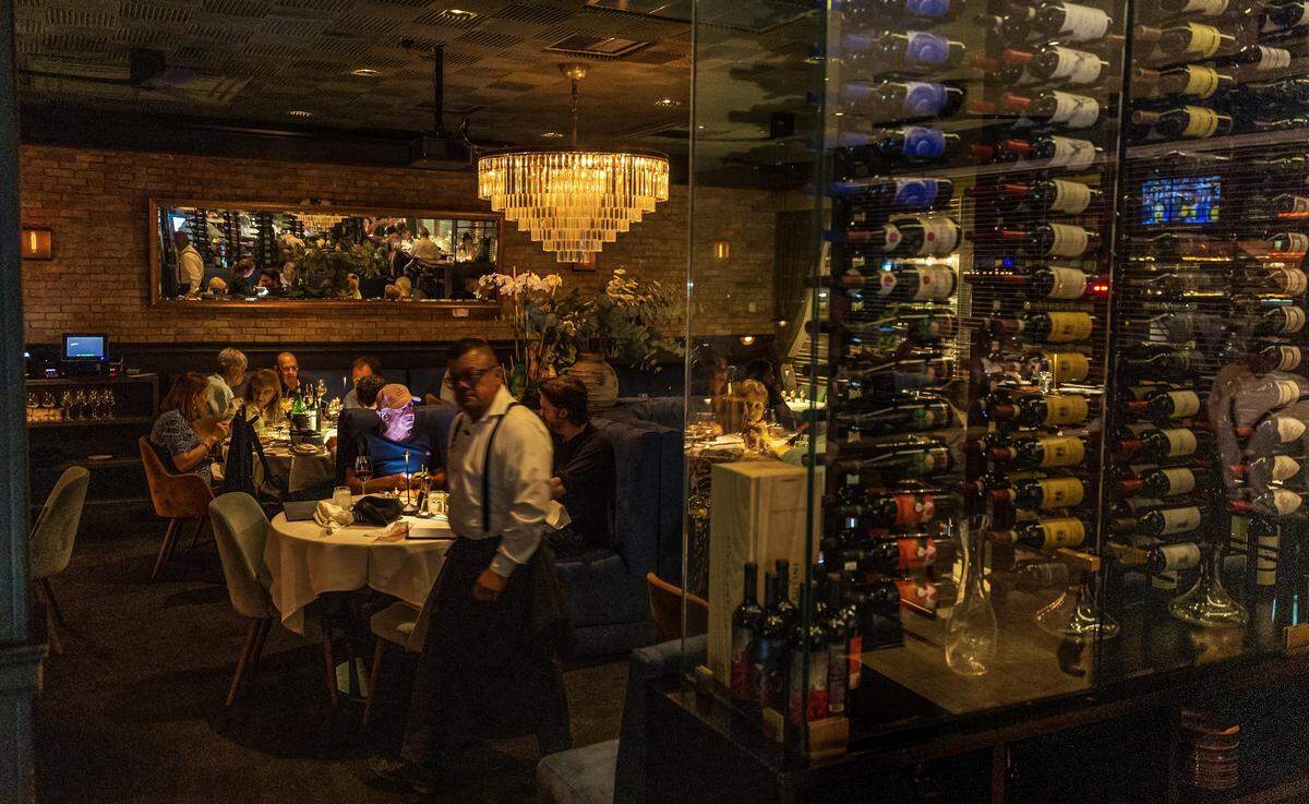 The view of George’s dining room from the bar.