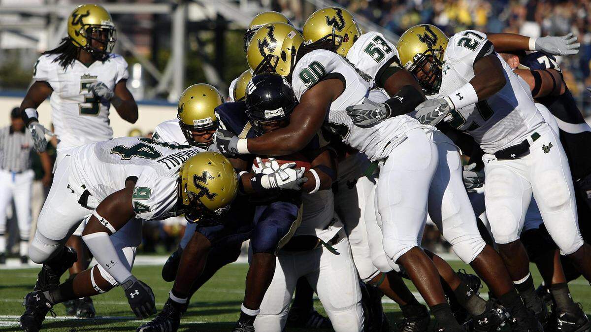 FIU and USF agreed to a two-game series in 2026 and 2029. The teams will play at Raymond James Stadium on Sept. 5, 2026, and FIU’s Riccardo Silva Stadium on Sept. 22, 2029.