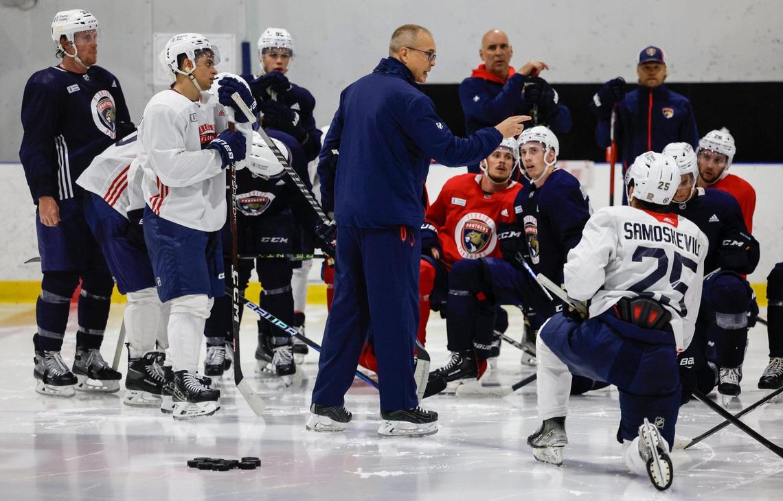 Florida Panthers head coach Paul Maurice speaks to players during practice at Florida Panthers IceDen in Coral Springs, Florida on Thursday, September 21, 2023.