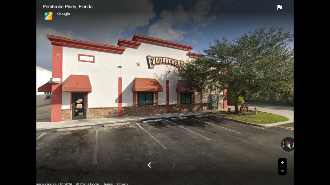 At Broward’s last Fuddruckers, a roach on a prep table, loose garbage, ice machine mold