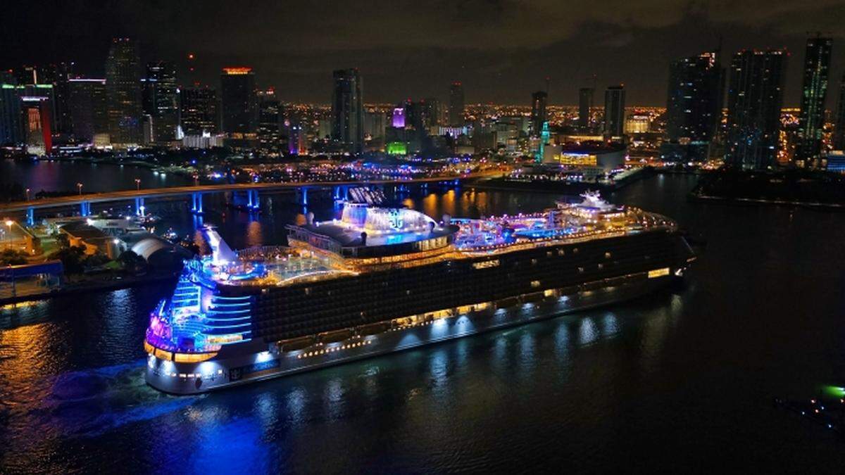Symphony of the Seas arrives into her new home at Terminal A in Miami.