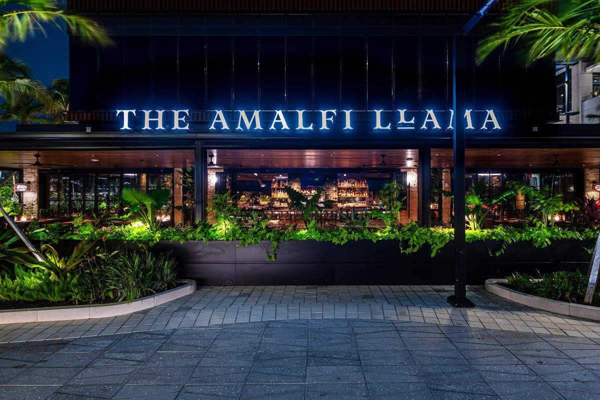 The Amalfi Llama joins Pinstripes bowling-and-bocci spot and Canadian import Joey at the Esplanade at Aventura.