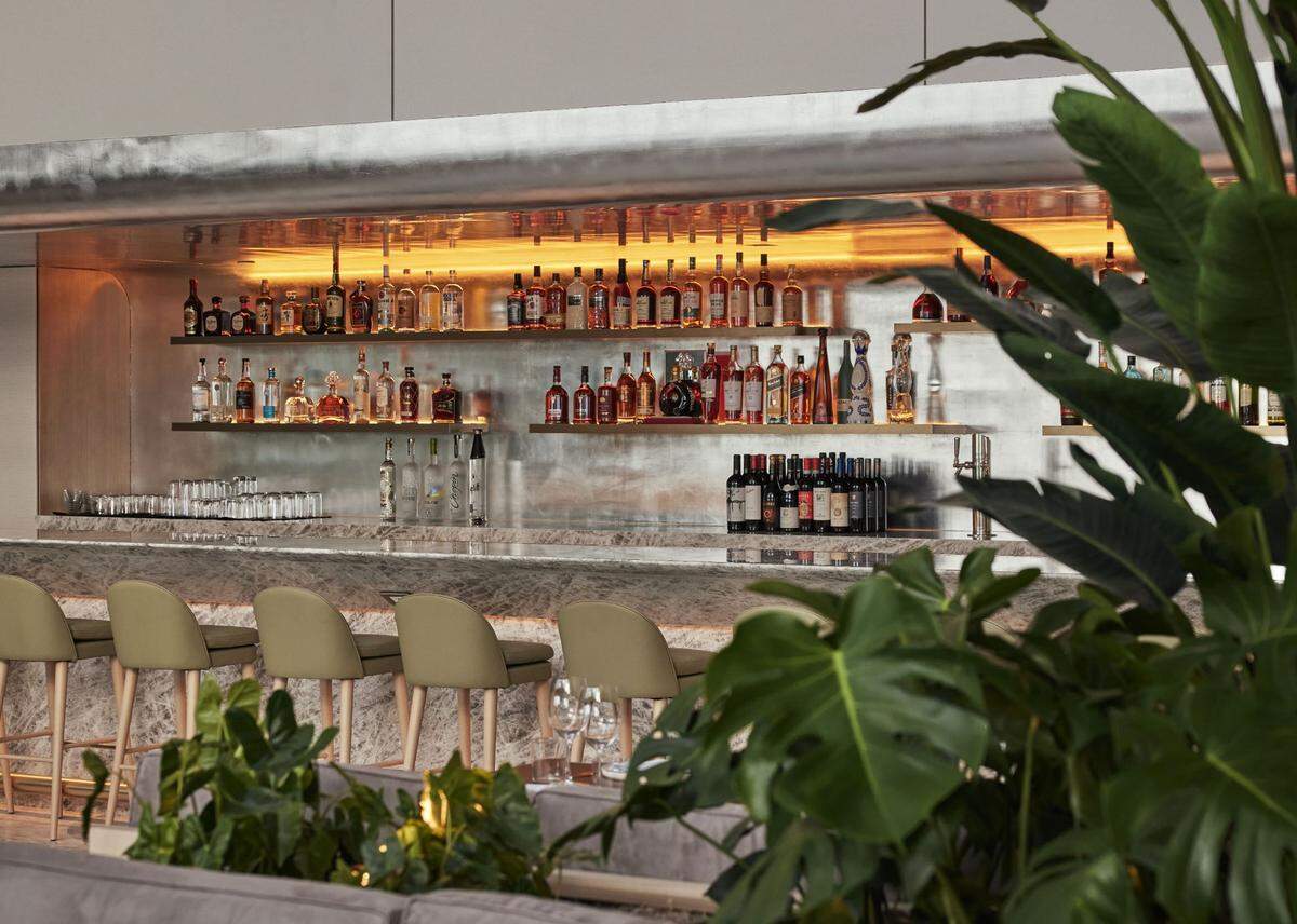 The bar at the new restaurant Adrift Mare at Hotel AKA Brickell.