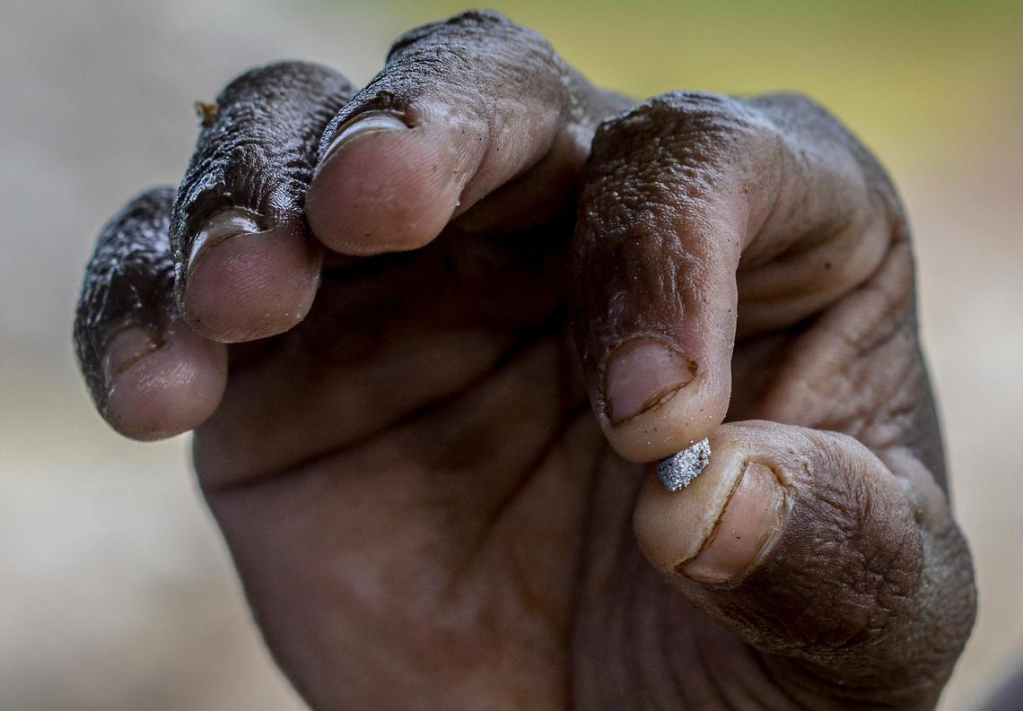 In Venezuela, the rampant lawlessness in the countryside can be traced to the smallest of sources: the gold deposits sprinkled throughout the land.