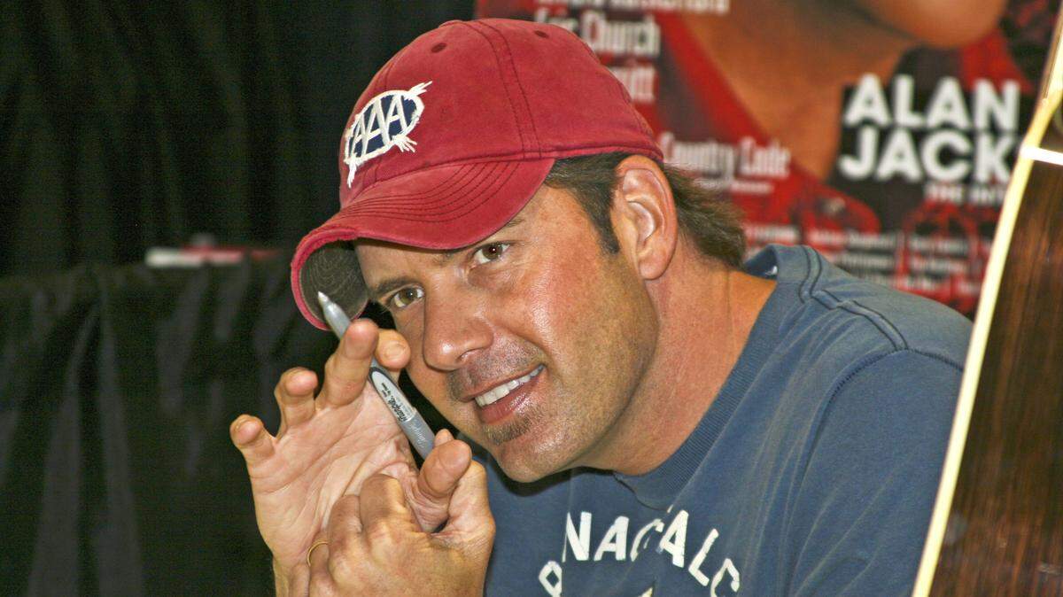 Country music and Rodney Atkins fans are getting the “full circle moment” they “didn’t know they needed.”