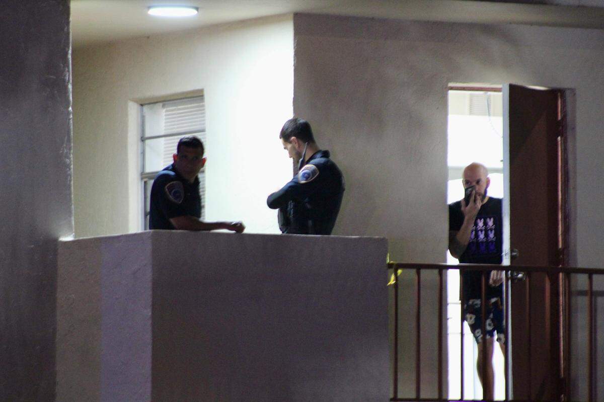 At 8:00 p.m. Wednesday, Pembroke Park Police responded to reports of domestic shooting in area of 3100 West Hallandale Beach Blvd, cops say.