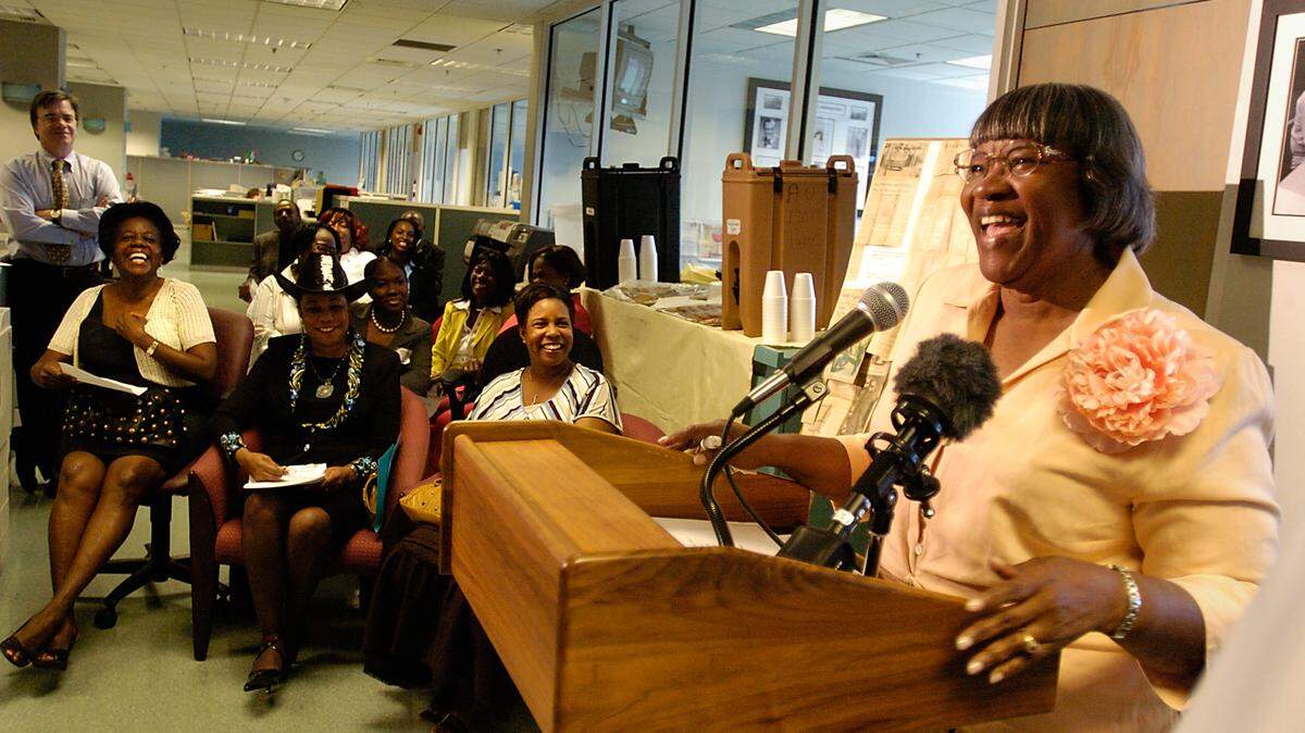 Bea Hines, the first black woman hired for the Miami Herald newsroom, addresses the newsroom in 2007 about about the contributions of a former black reporter who also made history.