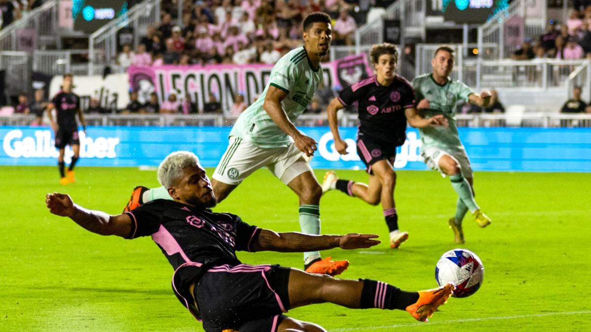 Inter Miami CF forward Josef Martínez (17) scores his second goal of the night on Atlanta United goalkeeper Quentin Westberg (31) during the second half of an MLS game at DRV PNK Stadium in Fort Lauderdale, Florida, on Saturday, May 6, 2023.