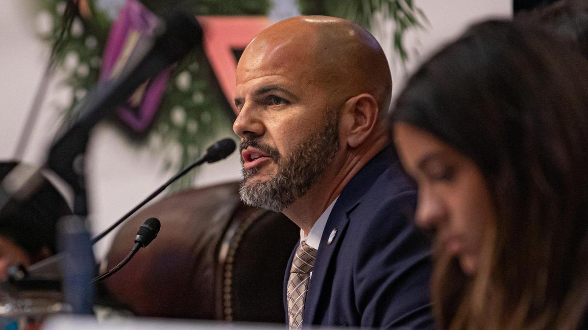 Board member Roberto Alonso speaks during the Miami-Dade County School Board meeting on Dec. 14.