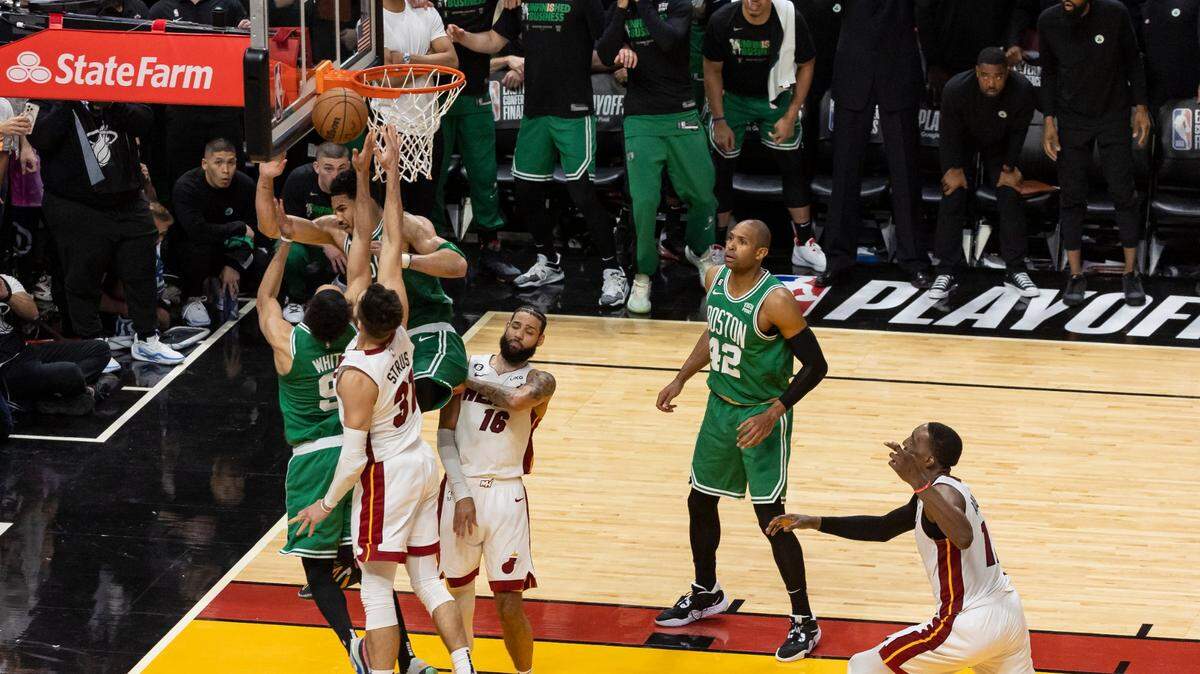 Boston Celtics guard Derrick White (9) scores the game-winning basket against the Miami Heat during the fourth quarter in Game 6 of the NBA Eastern Conference Finals at the Kaseya Center on Saturday, May 27, 2023, in downtown Miami, Fla.