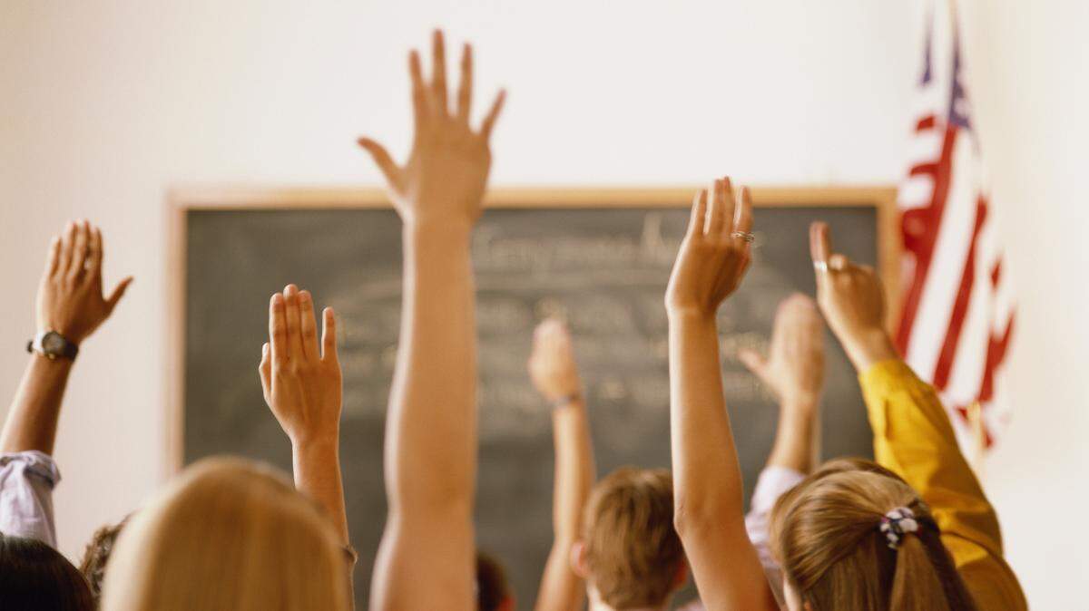 The Florida House voted 106-7 to pass SB1264 which would call for a curriculum to be created for all grade levels about the history of communism.