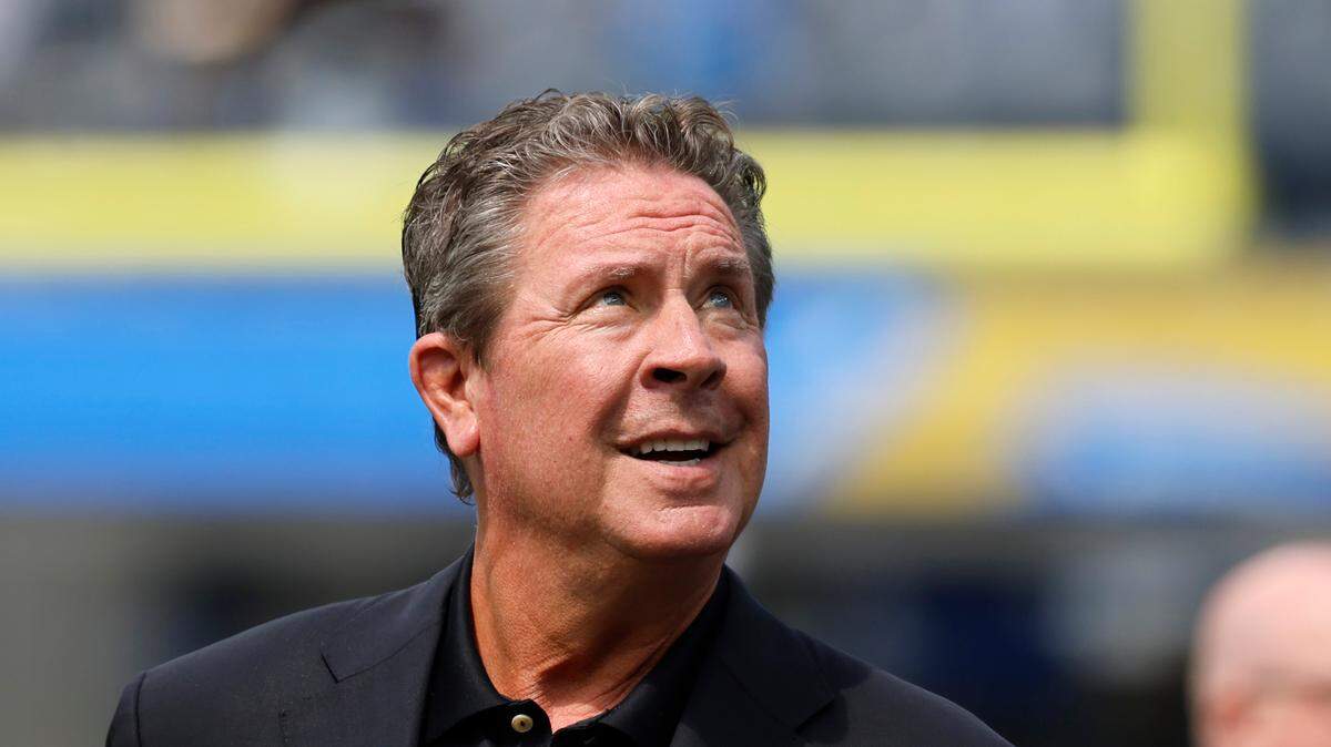 Former Miami Dolphins quarterback Dan Marino looks on before the start of an NFL football game against Los Angeles Chargers at SoFi Stadium in Inglewood, California on Sunday, September 10, 2023.