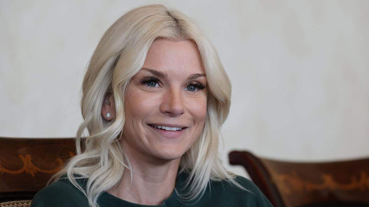 Victoria Triece speaks during a press conference, on Wednesday, Jan. 25, 2023. Triece, who was banned from volunteering at her children’s school after a parent found her OnlyFans account, is now filing a lawsuit against Orange County Public Schools.