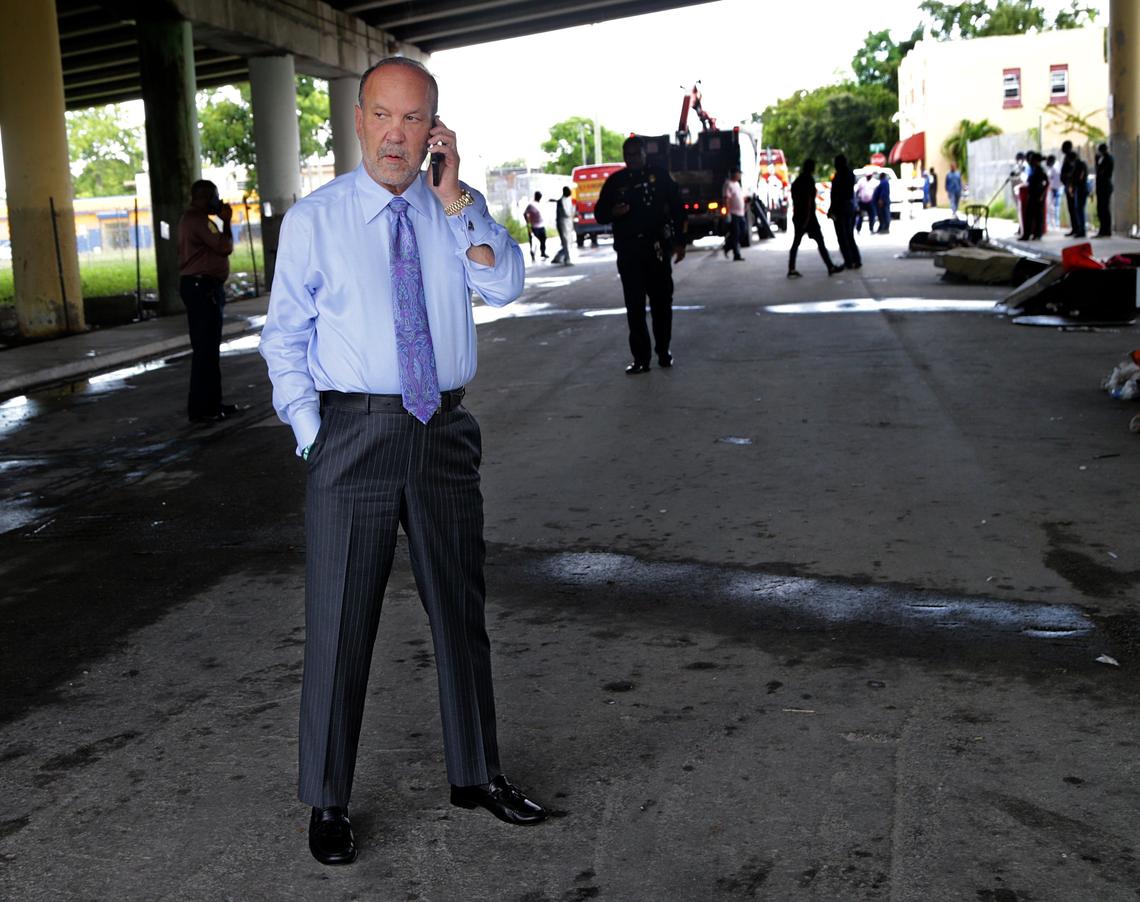 Ron Book, head of Miami-Dade Homeless Trust, joined city of Miami officials and a cleaning brigade as they swept the streets under the 836/Dolphin Expressway early Friday, Oct. 19, 2018. About 20 homeless people had been living at Northwest 14th Street and First Avenue in Miami.