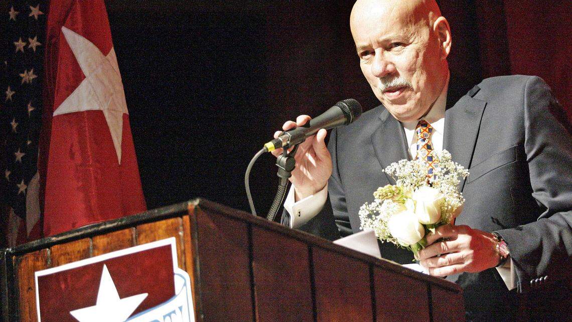 Demetrio Perez Jr., founder and director of Lincoln-Marti Schools presided over an annual “Honoring José Marti” presentation at the Manuel Artime Auditorium in Little Havana on Jan. 24, 2014.